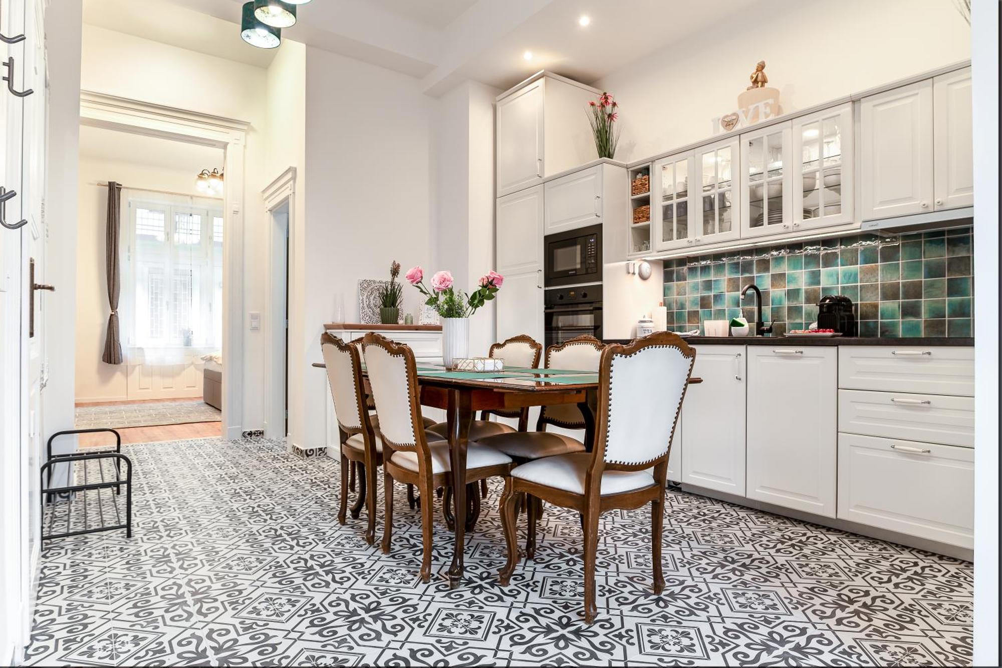 Broadway Street With 3 Bedrooms & 2 Bathrooms Апартаменты Будапешт